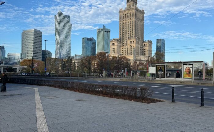 Sullo sfondo il Palazzo della Scienza e della Cultura, come qualcuno lo ha definito il "mostro". Donato dall'Unione Sovietica negli anni 50. Back to Warsaw: 🇵🇱 11 anni dopo sarà cambiata?